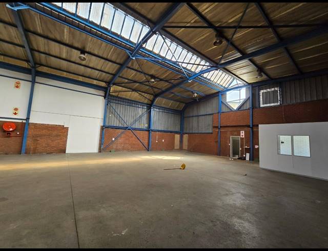458M² WAREHOUSE TO LET IN BENROSE